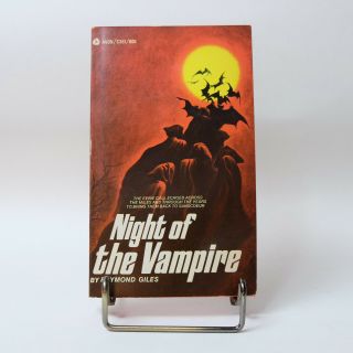 Night Of The Vampire By Raymond Giles - Vintage Horror Book -