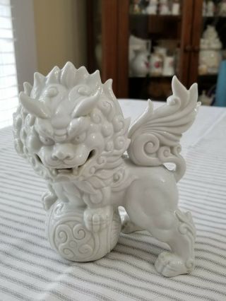 Vintage White Porcelain Foo Dog With Japan Sticker 6 Inch Tall
