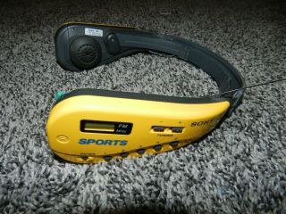 Vintage Sony Sports Yellow Am/fm Stereo Headphones Srf - M50 W/ 5 Memory Presets