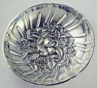 S.  KIRK & SON ' S STERLING SILVER FLORAL REPOUSSE BASKET/CANDY DISH C.  1903 2