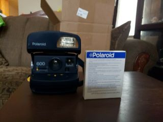 Vintage Polaroid 600 Instant Film Camera With Polaroid Film Exp 2/03