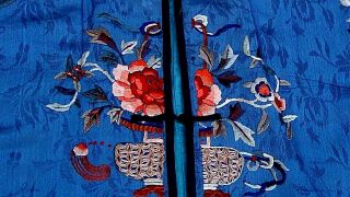 ANTIQUE CHINESE WOMEN WINTER SILK EMBROIDERED ROBE W/ FLOVERS,  VASES&BUTTERFLIES 5