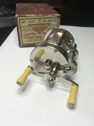 Vintage Circa - 1924 - 27 Pflueger " Akron " 1893 Single Patent Reel W/1927 Maroon Box