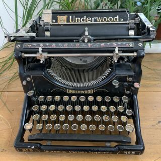 Antique Underwood Typewriter No.  5 Early 1920s Standard Typewriter Needs Tune Up