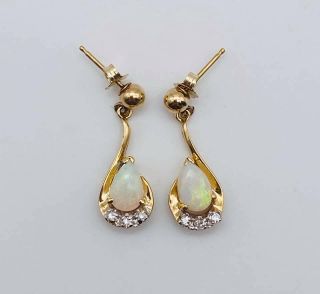Gorgeous Vintage Solid 14k Yellow Gold Opal And Diamond Dangle Earrings