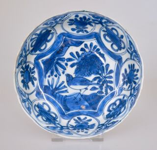 Fine Antique Chinese Blue And White Plate With Bird Wanli Ming Dynasty