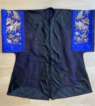 A Quality 19th Century Chinese Embroidered Silk Robe
