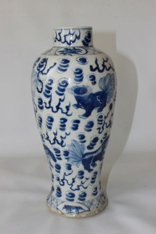 chinese vase antique 19th century porcelain signed mark foo dogs pottery 32,  5 cm 3