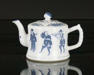 Antique Chinese Blue And White Porcelain Teapot And Lid 19th C Qing