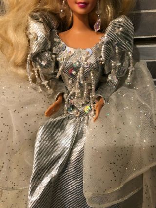 Vintage 1992 Happy Holidays Barbie Twist Turn Body 3