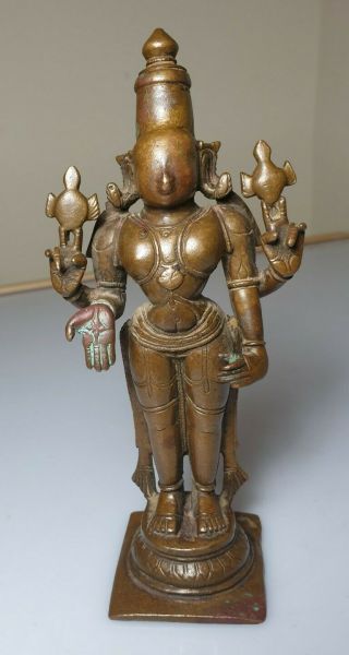A Stunning 16th /17th Century Bronze Figure Of Vishnu. 5