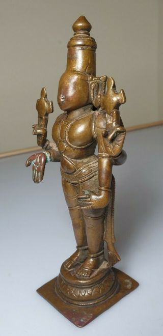 A Stunning 16th /17th Century Bronze Figure Of Vishnu. 6