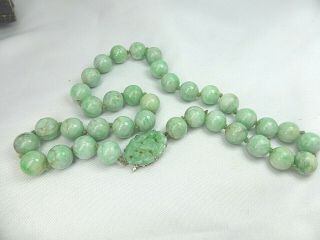 VINTAGE CHINESE APPLE JADE JADEITE BEADS NECKLACE CARVED JADE & W GOLD CLASP 2