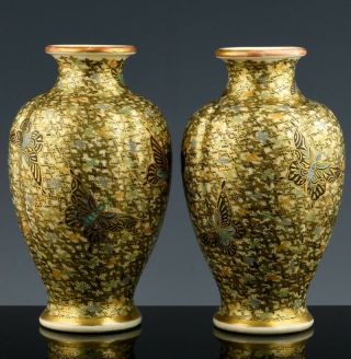 Fine Pair Japanese Meiji Satsuma Pottery 100 Butterflies Gold Gilt Vases Signed