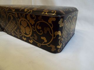 Large antique Japanese Makie gold lacquer scroll document box. 3