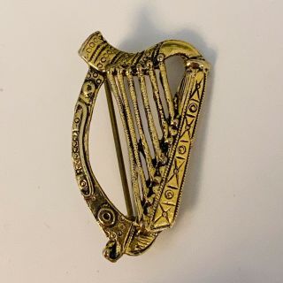 Vintage Irish Harp Pin Brooch Brass Tone