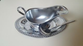 Stainless Steel Imperial Gravy/sauce Boat Set With Under Plate And Ladle