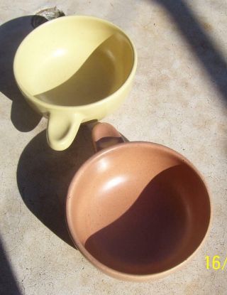 2 X Vintage Raynham Australian Pottery Signed Ramekins