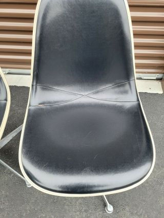 Pair Vintage Herman Miller Eames Naugahyde Fiberglass Shell Chair Swivel Base 4 2