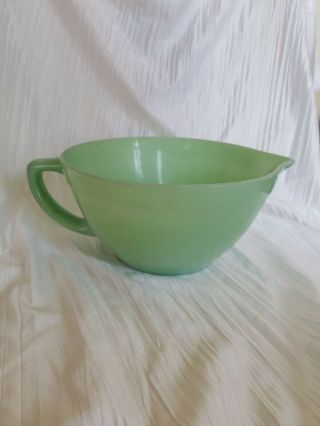 Vintage Fire King Jadite Mixing Batter Bowl With Pour