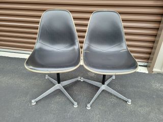 Pair Vintage Herman Miller Eames Naugahyde Fiberglass Shell Chair Swivel Base 2