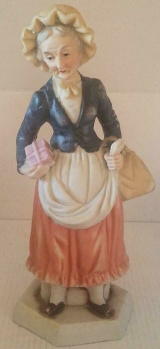 Vintage Ceramic Figurine Old Woman With Bag And Package Taiwan