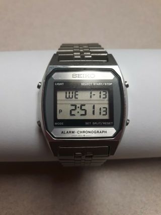 Seiko A904 - 5000 Chronograph Alarm Quartz Lcd Digital Watch