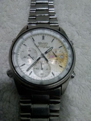 Seiko Quartz 7a38 - 7060 Chronograph Watch.