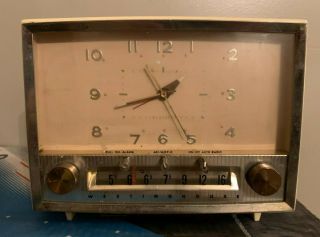 Vintage Westinghouse H - 475t5 Clock Am Radio -