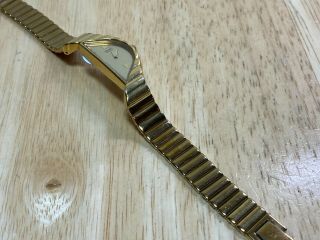 Vintage Seiko 1F20 - 5D59 Lady Asymmetrical Gold Tone Quartz Watch Hour Batter 3