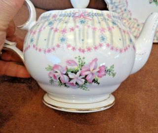 Queen Anne Royal Bridal Gown Teapot And Cake Plate Pink Bow Bone China England. 2