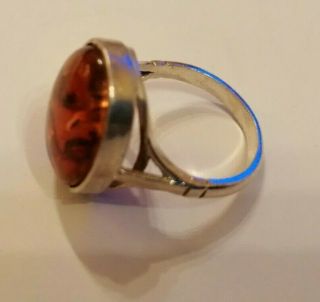 Large vintage silver and amber ring size Q/R 3