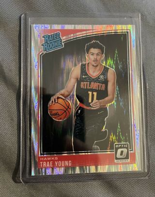 Trae Young 2018 - 19 Donruss Optic Shock Prizm Rated Rookie 198 Rc