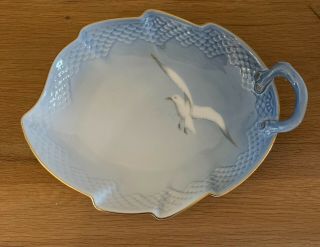 Fine Stylish Vintage Bing & Grondahl Denmark Leaf Shaped Dish With Seagull C1957