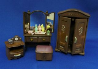 Vintage Sylvanian Families Bedroom Furniture And Accessories