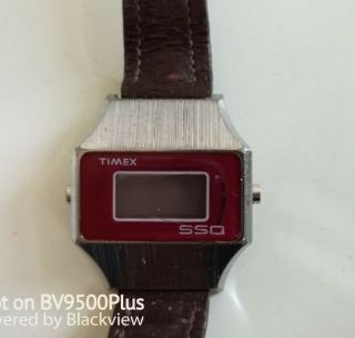 ULTRA RARE VINTAGE LCD RED FACE TIMEX EARLY 1970s box 2
