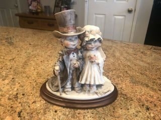 Vtg G.  Armani & Capodimonte Figurine " A Couples Wedding " - Gulliver 