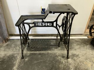 Singer 29 - 4 Sewing Machine Cast Iron Base Stand
