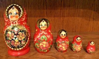 Vintage 5 Piece Matryoshka Russian Fairy Tale Wooden Nesting Doll Red Gold 6.  5 "