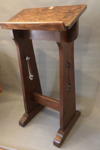 Antique Victorian Arts And Crafts Solid Oak Reading Lectern Book Stand Display