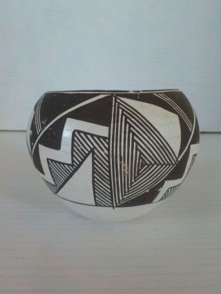 Vintage Marie Z.  Chino Acoma Pueblo Pottery Small Bowl,  Olla Or Jar 3 " Tall