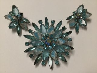 Vintage High End Juliana Blue Rhinestone Pin Brooch Earrings Set Estate Jewelry