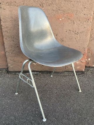 Vtg Herman Miller Eames Fiberglass Shell Chair Elephant Grey Wide Mount Mcm 3