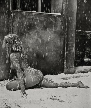 1950s Vintage Zoltan Glass Mid Century Female Nude Woman In Snow Photo Litho Art