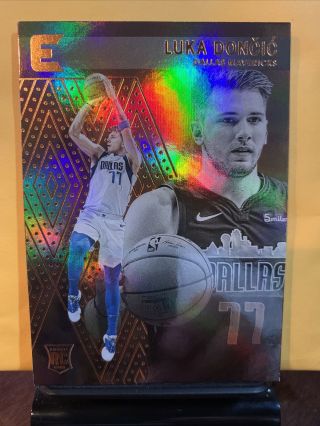 2018 - 19 Chronicles Luka Doncic Rc Rookie Bronze Essentials Card 214