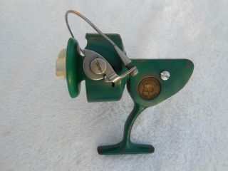 Vintage Penn 710 Spinfisher Green Spinning Fishing Reel