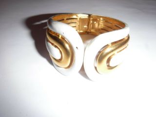 Vintage Crown Trifari Hinged Bangle Bracelet White Enamel Gold - Tone