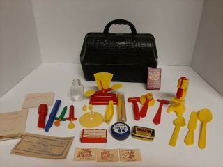 Vintage Peerless Childs Black Doctor Medical Kit & Supplies S55