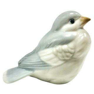 Otagiri Japan Vintage Ceramic Bird Figurine Small Sitting Gray White 2.  25”