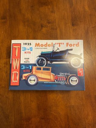 Amt 1925 Ford Model  T " Or " T " Chopped Coupe Kit 3 In 1 1/25 Model Kit 626